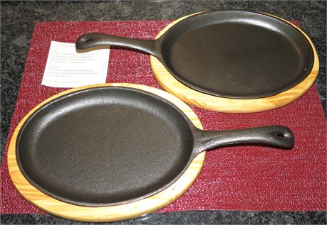 Set Of 2 Grilling Servers