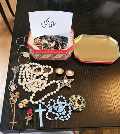 Mixed Costume Jewelry & Rosary's