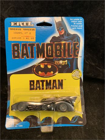 Vintage ERTL Die Cast Batman Bat Mobile Collectible Car Made In 1989 NEW