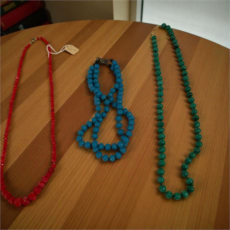 Vintage Graduated Red Glass Bead Necklace, Turquoise Color Choker
