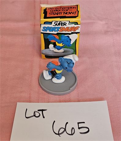 Vintage Original PVC Peyo Schleich Super Smurf 1979