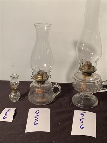 Pair of Clear Glass Eagle Oil Lamps With Handles and Mini Clear Glass Oil Lamp