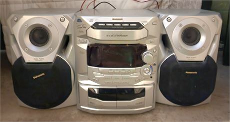 Panasonic CD Stereo System