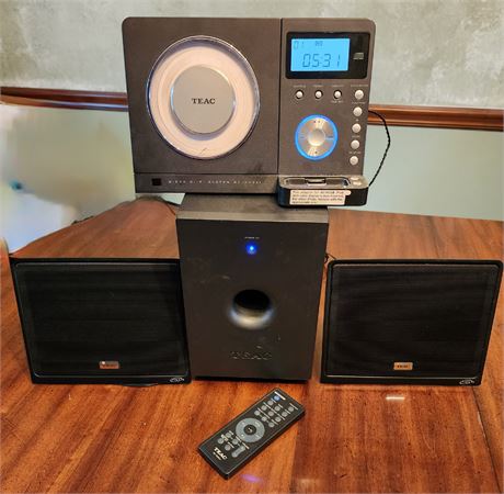 TEAC CD/Radio/AM-FM w/ 2 Speakers & Subwoofer