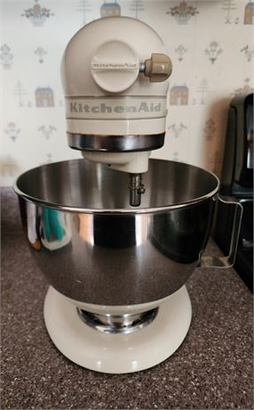 KitchenAid Stand Mixer