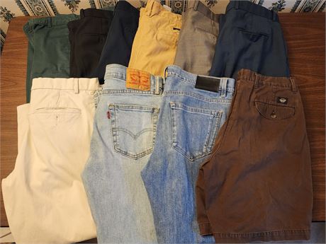 Men's Assorted Brand Size 34/32 Pants Lot