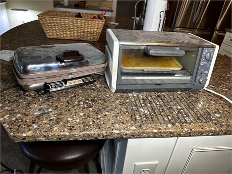 Waffle Maker and Toaster Oven