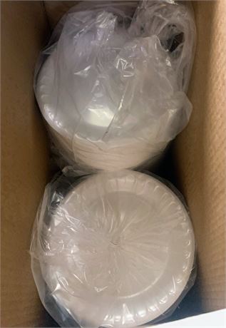 Bulk Box Monogram Cleaning & Disposables Laminated White Foam Plates