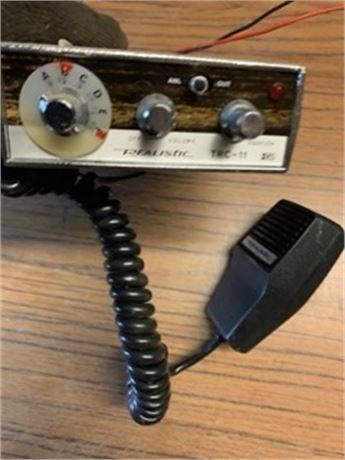 Vintage Realistic TRC 11 CB Radio