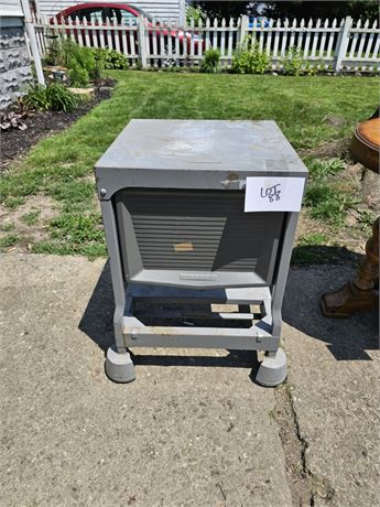 Tiffany Metal Industrial Utility Cart