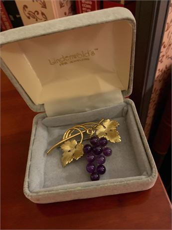 1960s Krementz Amethyst Grape Cluster Brooch W/14K Gold Overlay Signed