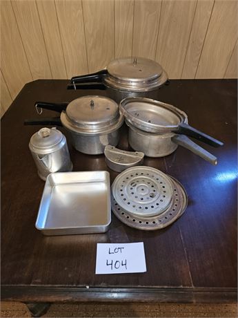 Mixed Kitchen Lot- Pots, Pans, Baking & More Makers Vary
