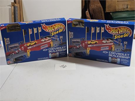 Hotwheels Sto & Go Chevrolet Dealership NEW IN BOX