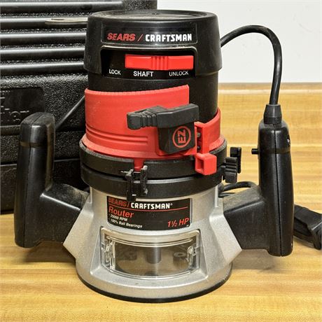 Sears Craftsman 25 RPM Router w/ Case