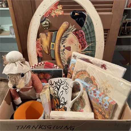 Wonderful Fall/Thanksgiving Decor Box Lot!