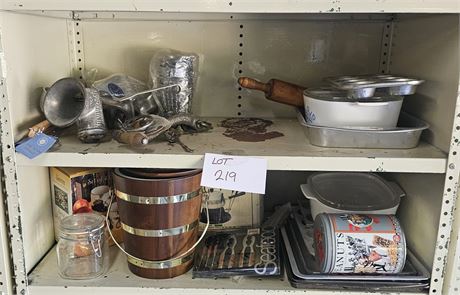 Mixed Kitchen Lot- Cookie Sheets, Ice Bucket, Universal Food Chopper,Corningware