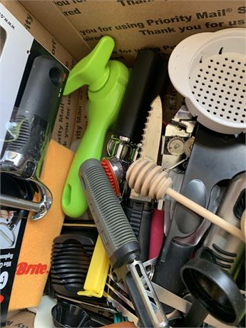 Kitchen Drawer Gadgets Cleanout