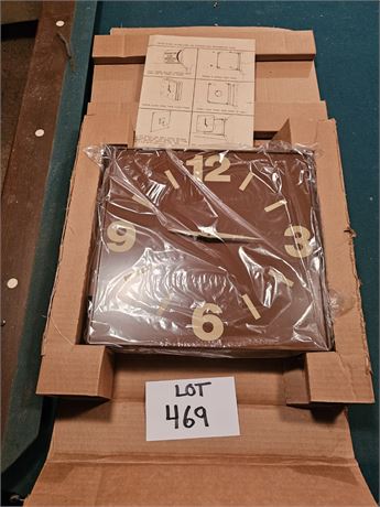 Phillip/ Morris Wall Clock Battery Op
