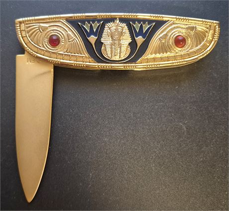 Selket, The Magic Protector Knife