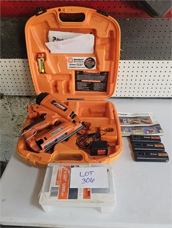 Paslode Cordless Finish Nailer With Accessories