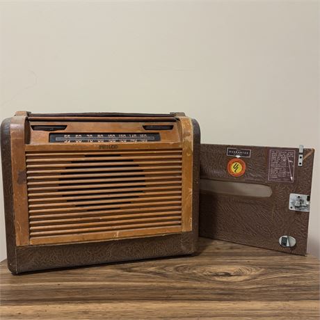 Vintage Philco Tube Radio (Model No. 46-350) - See Desc.