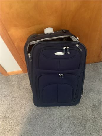 Samsonite Silhouette Carry On Rolling Soft Shell Suitcase
