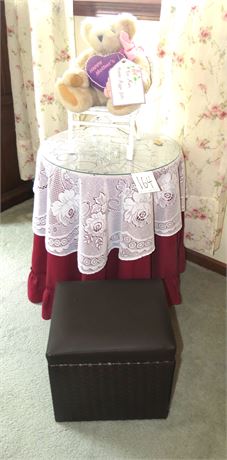 Accent table, Ottoman, Bear