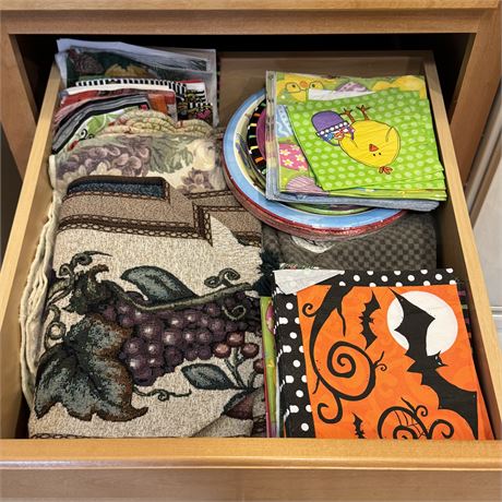 Kitchen Linens Large Drawer Cleanout - Table Linens, Vintage Paper Napkins, Etc.