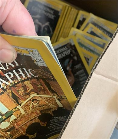 National Geographic Magazine Lot