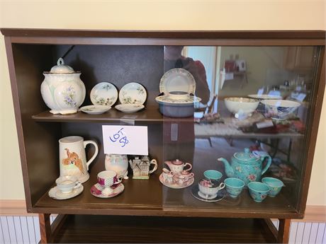 Mixed Tea Time Lot: Tea Set Hong Kong / Tea Cups & Saucers / Biscuit Jar & More