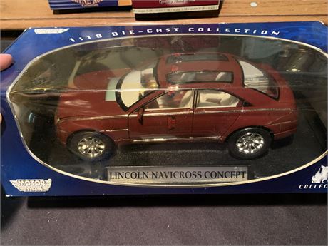 Motor Max Diecast Collection Lincoln Navicross Concept 1:18 Scale Model Car NEW