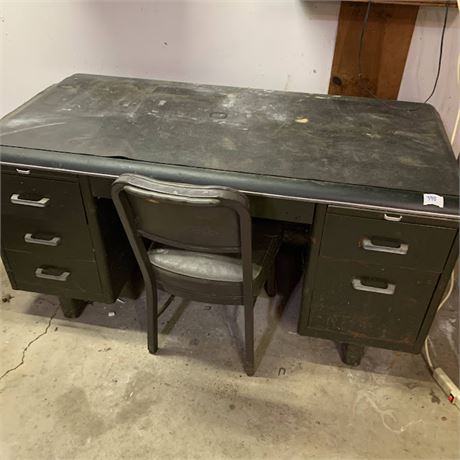 1960s Globe Wernicke Metal Industrial Shop Or Office Desk With 5 Drawers & Chair