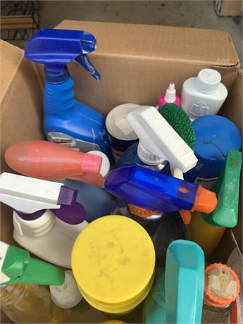 Household Cleaning Supplies & Chemicals Cleanout