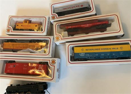 Bachmann HO Scale Freight Cars & More