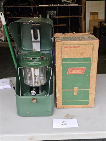 Coleman 220-567 Lantern with Case & Original Box
