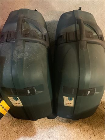 Green Hard-Shell Samsonite Oyster GLS Suitcases, Traveler's Choice Suitcase