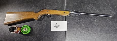 Winchester Model 476 Pellet Gun with Copperhead BB's