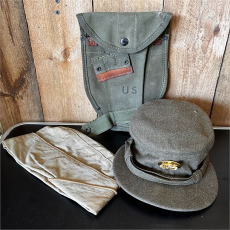 Vintage military hats with Badge and Storage Sack