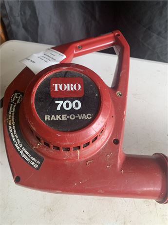 Toro 700 Electric Rake-O-Vac Leaf Blower