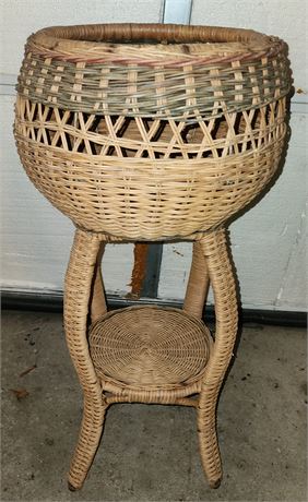 Wicker Plant Stand