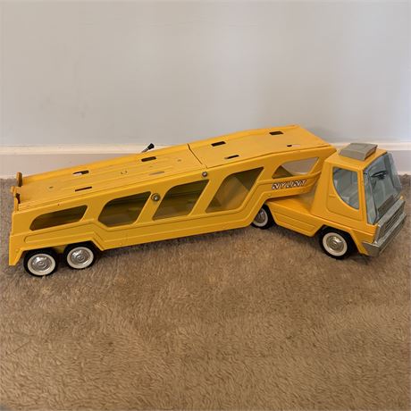 Nylint Turbo Turbine Pressed Steel Car Carrier w/ Plastic Trim - 27.5"