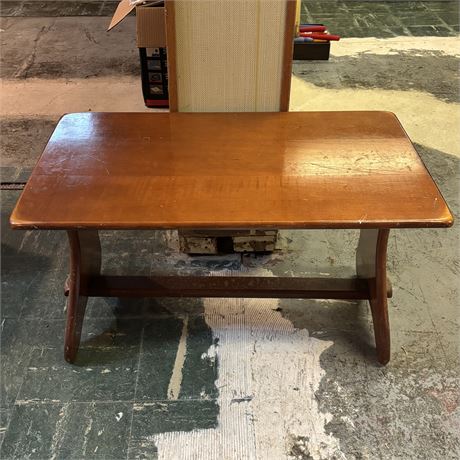 1930s/40s Mission Style Maple Coffee Table - 28 x 16 x 16"