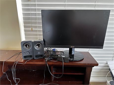 Monitor and speakers, other electronic cables