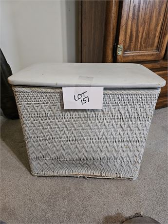 Wicker Gray Clothes Hamper