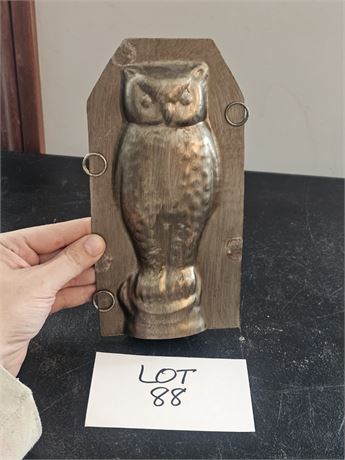 Vintage Halloween Owl 2-Piece Metal Chocolate Mold