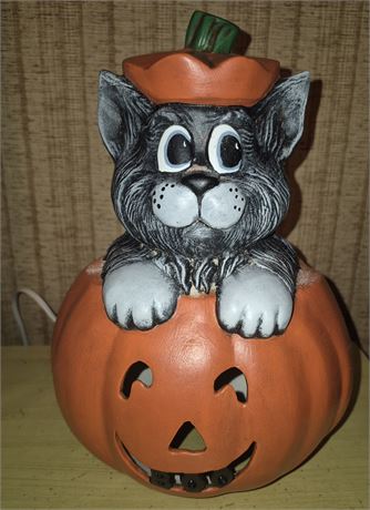 Ceramic Pumpkin W/Dog & Light