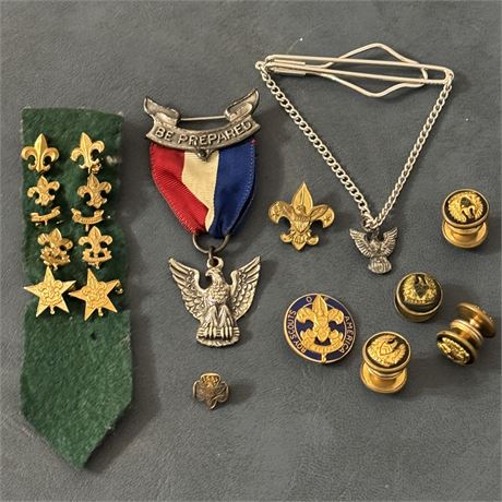 Collection of Boy Scouts of America Pins/Medals